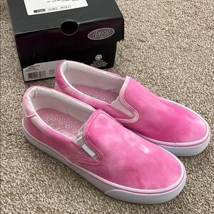 New! Lugz Clipper style Pink Tie dye Casual Slip-Ons